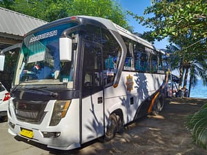 Bus Pariwisata Bus Pariwisata